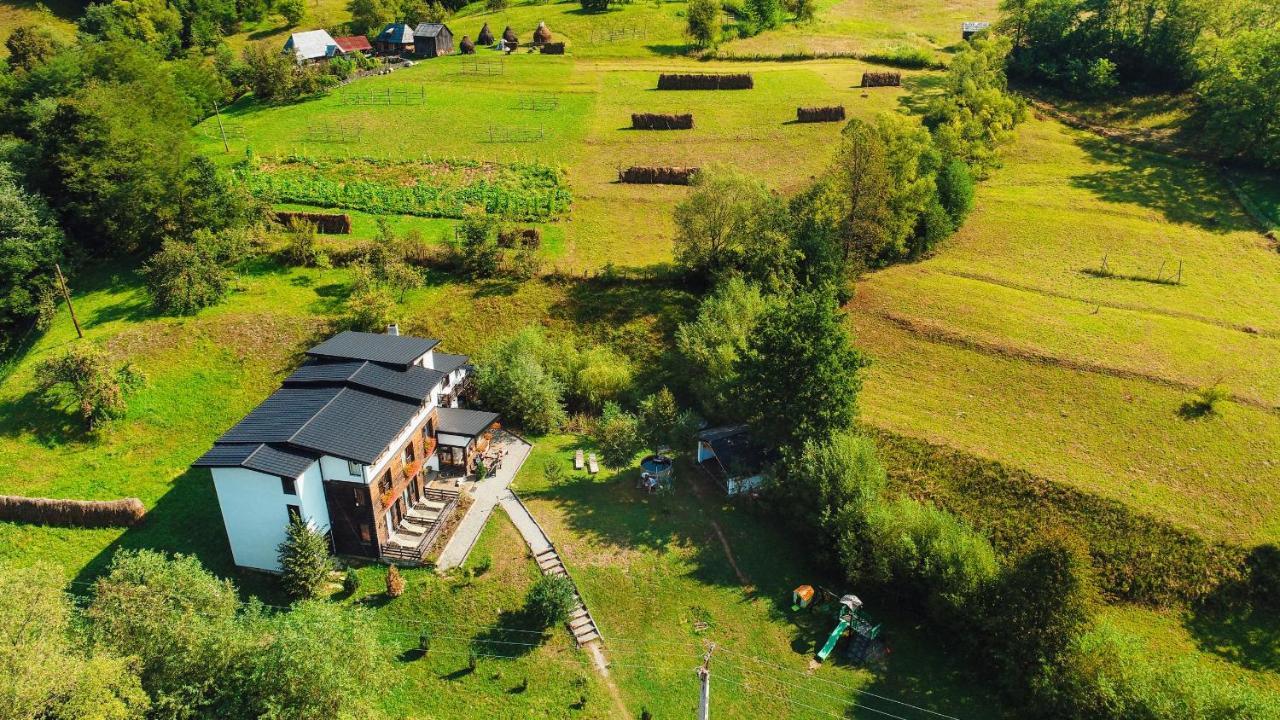 Pensiunea Talhaus Viseu de Sus Bagian luar foto