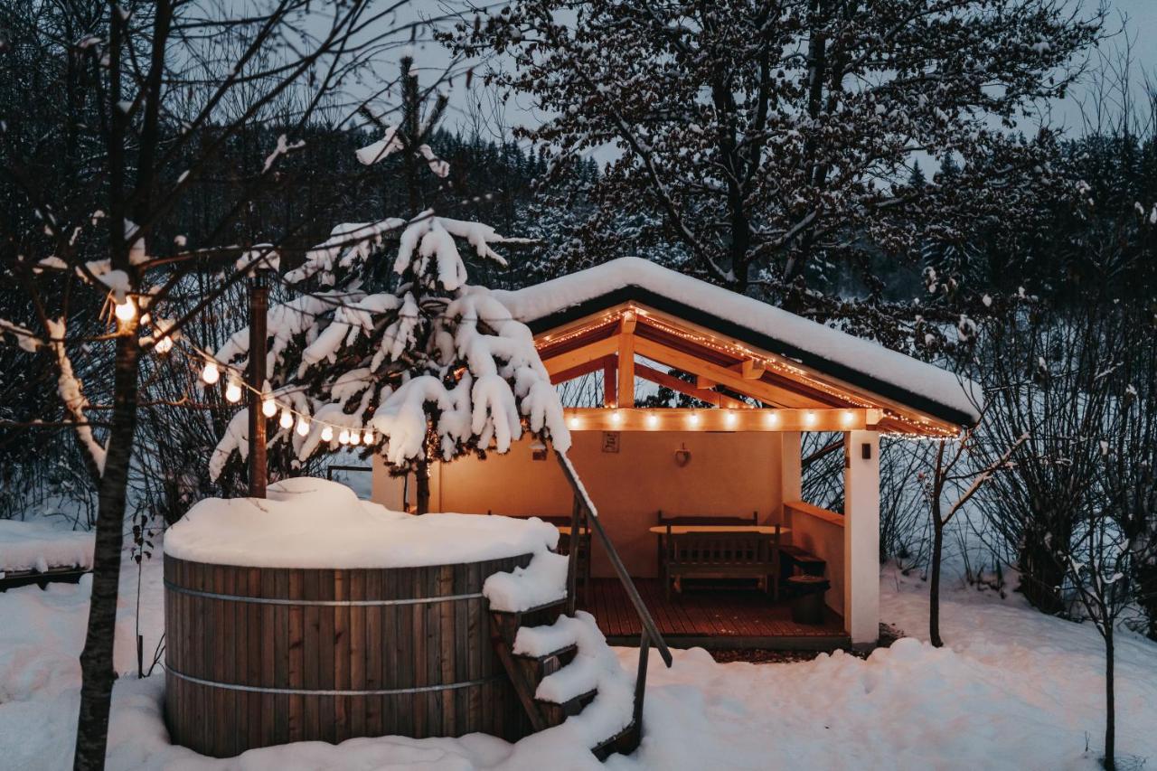 Pensiunea Talhaus Viseu de Sus Bagian luar foto