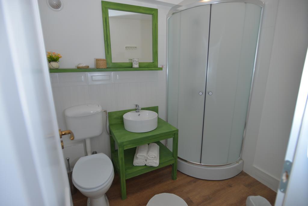 Pensiunea Talhaus Viseu de Sus Bagian luar foto